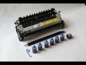 EL HP <b>Maintenance Kit</b> 220V LaserJet 4100 